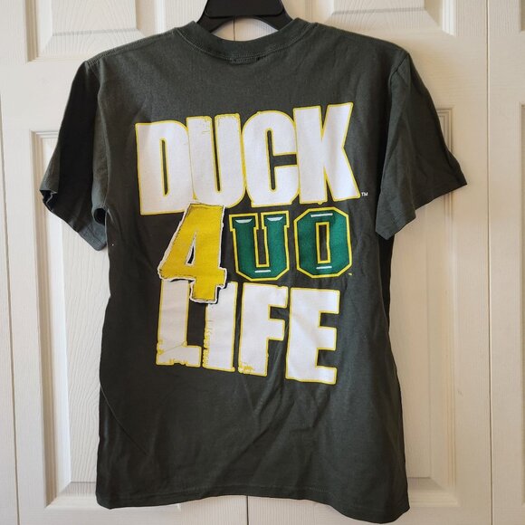 Oregon Ducks Football Graphic T-Shirt Medium BMOC 100% Cotton Green & Yellow - Picture 7 of 8